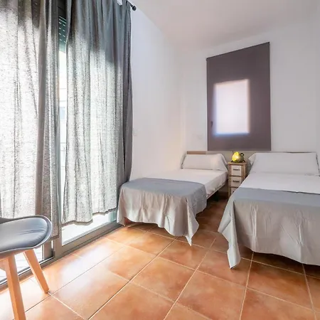 Lloret Lux شقة *